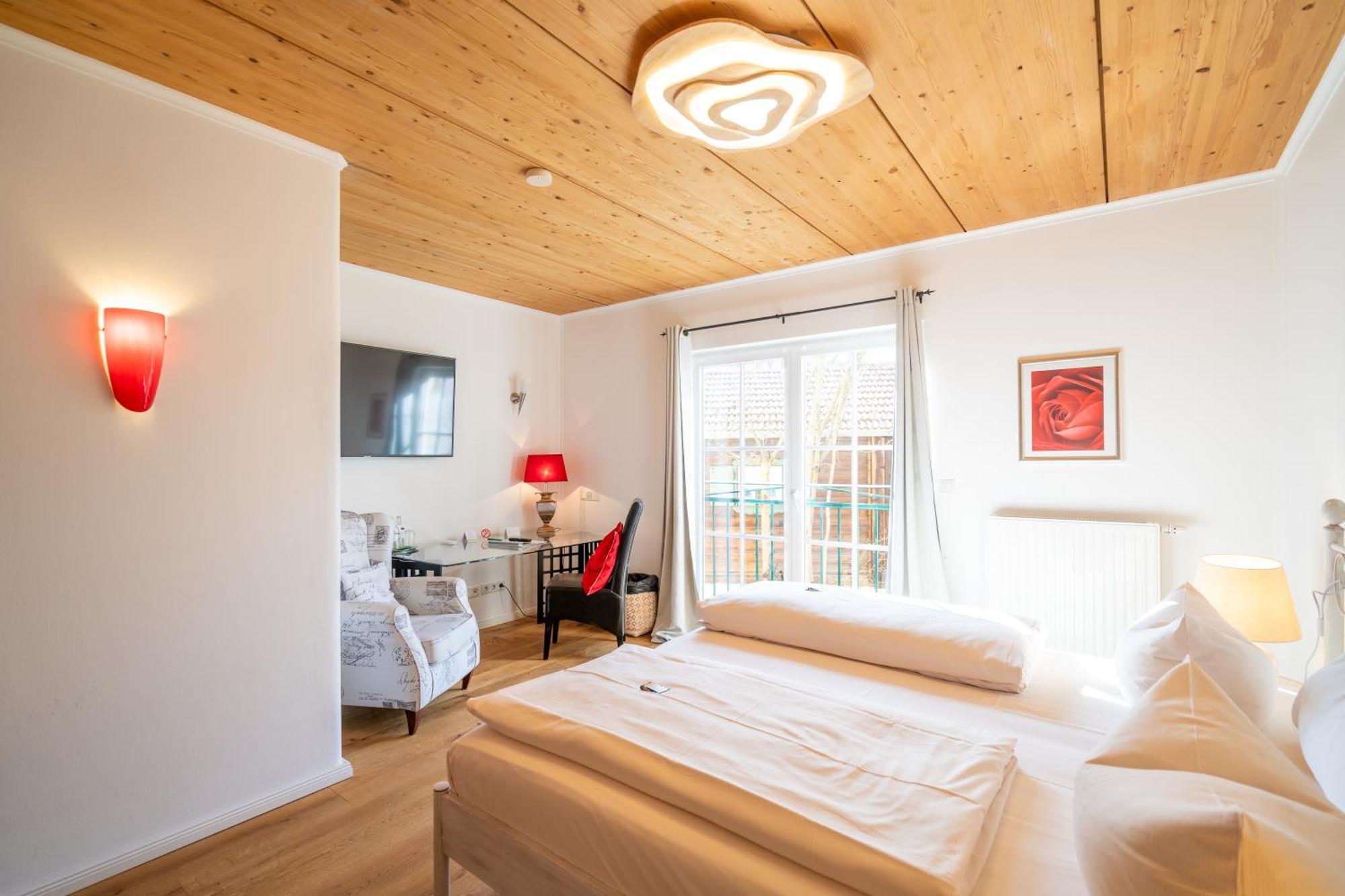 Landhaus Hotel 볼프라츠하우젠 외부 사진