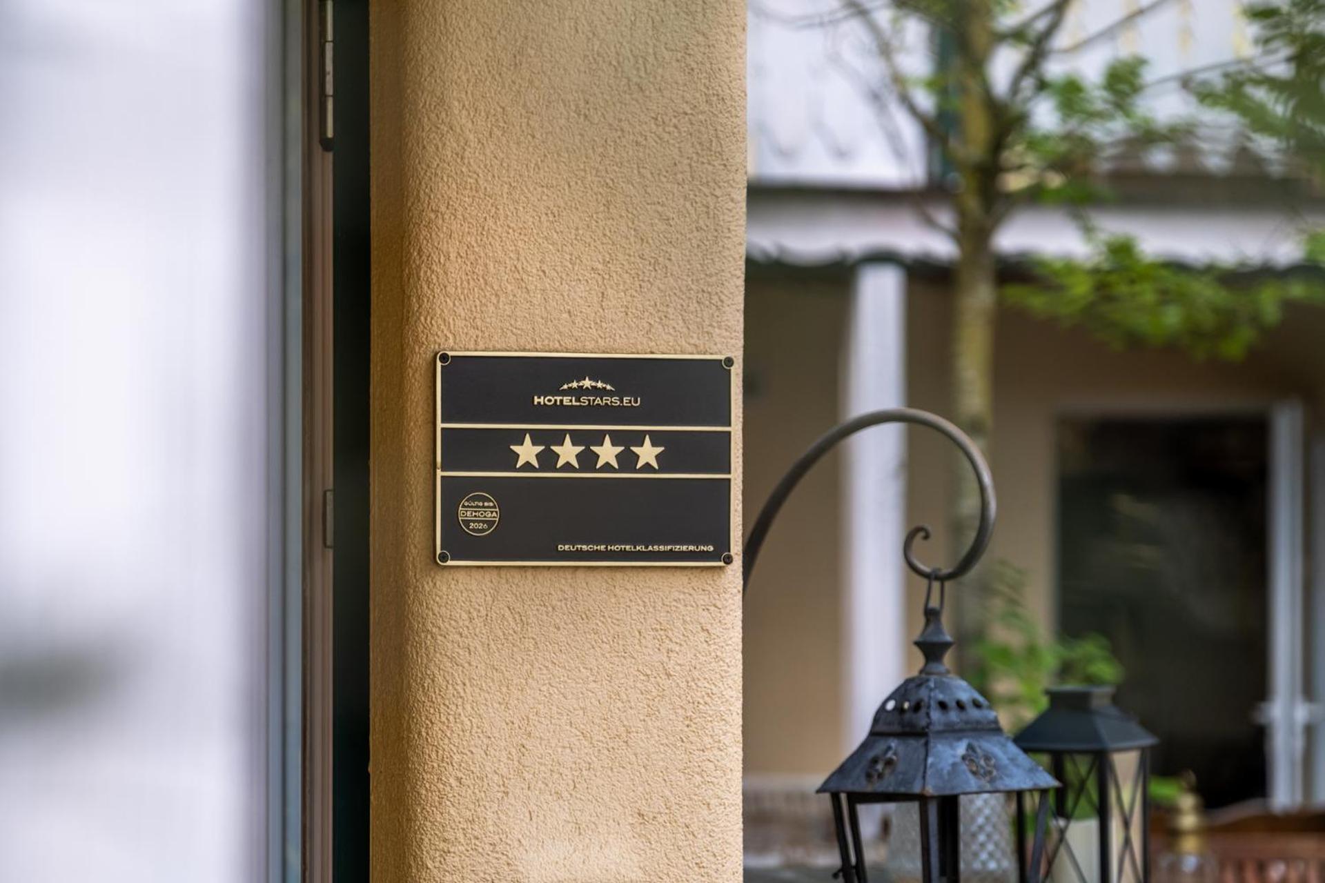 Landhaus Hotel 볼프라츠하우젠 외부 사진