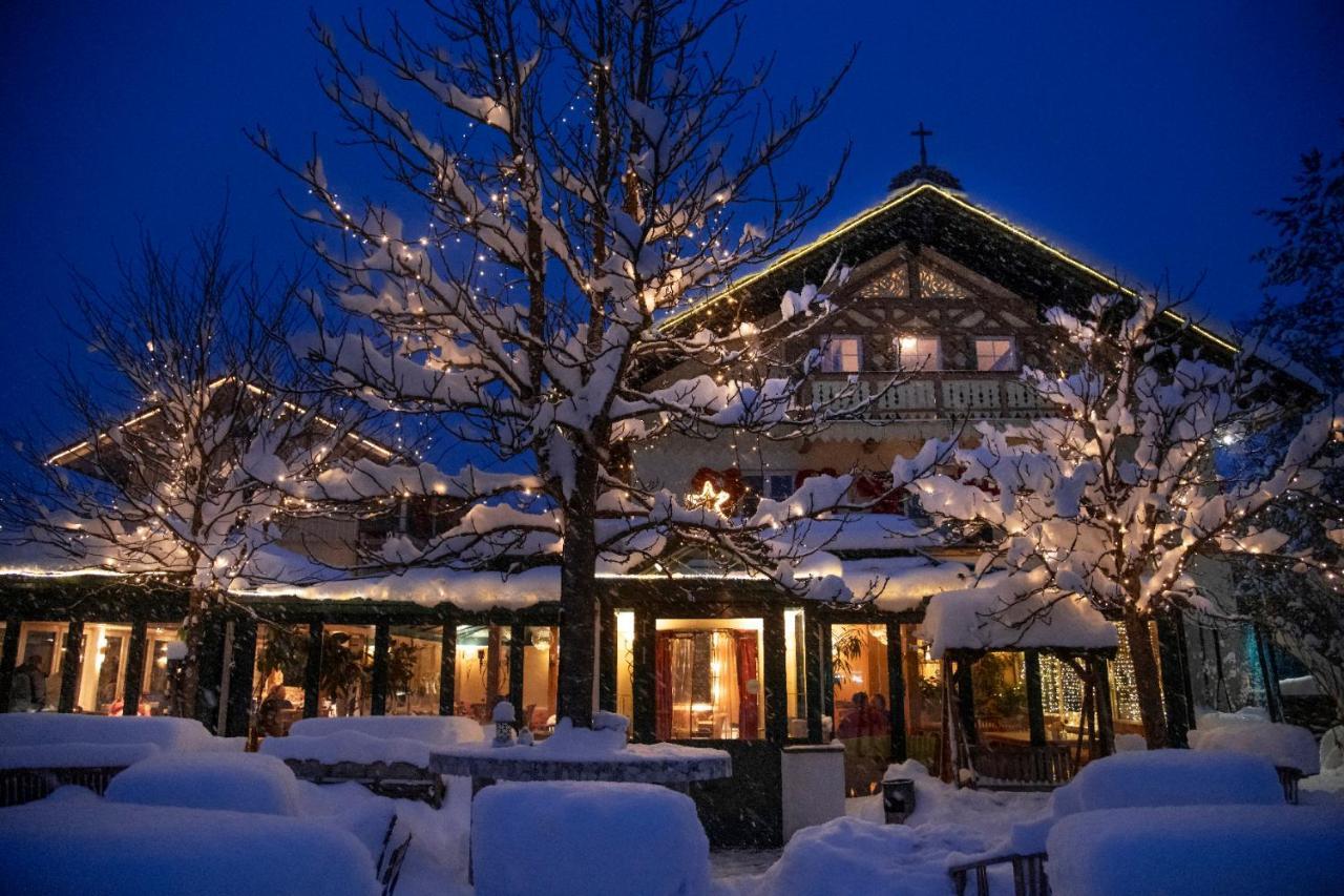 Landhaus Hotel 볼프라츠하우젠 외부 사진